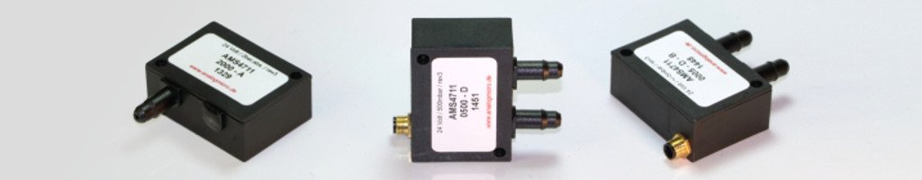 Verschiedene Typen der Drucktransmitterserie AMS 4711 mit analogen Spannungsausgang.